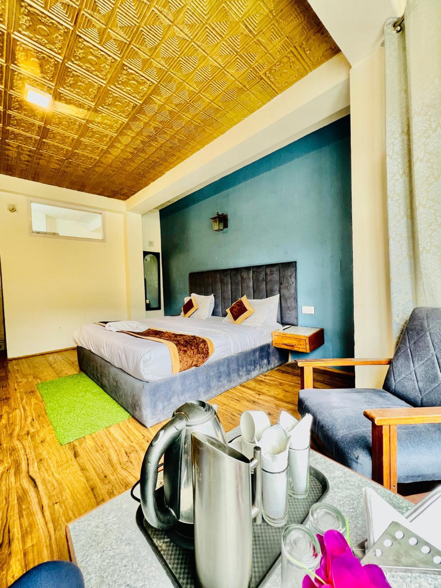 Hotel New # Link Way # Near Zing Bus Stand Manāli Buitenkant foto